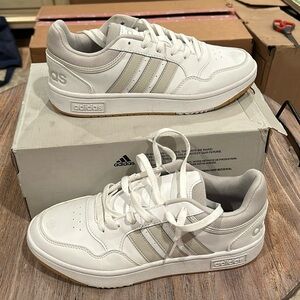 Adidas hoops 3.0 white